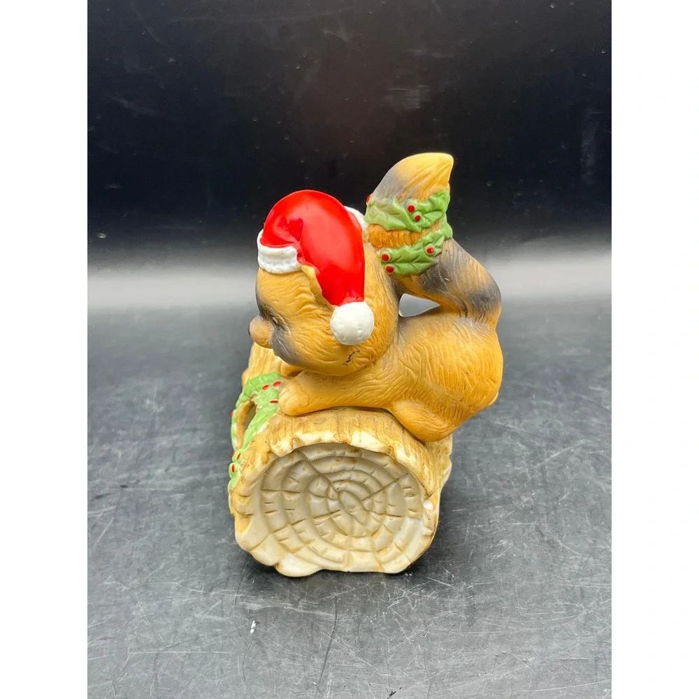 Vtg RR Roman Ceramic Raccoon Log‎ Christmas Holiday Figurine Santa Hats 5